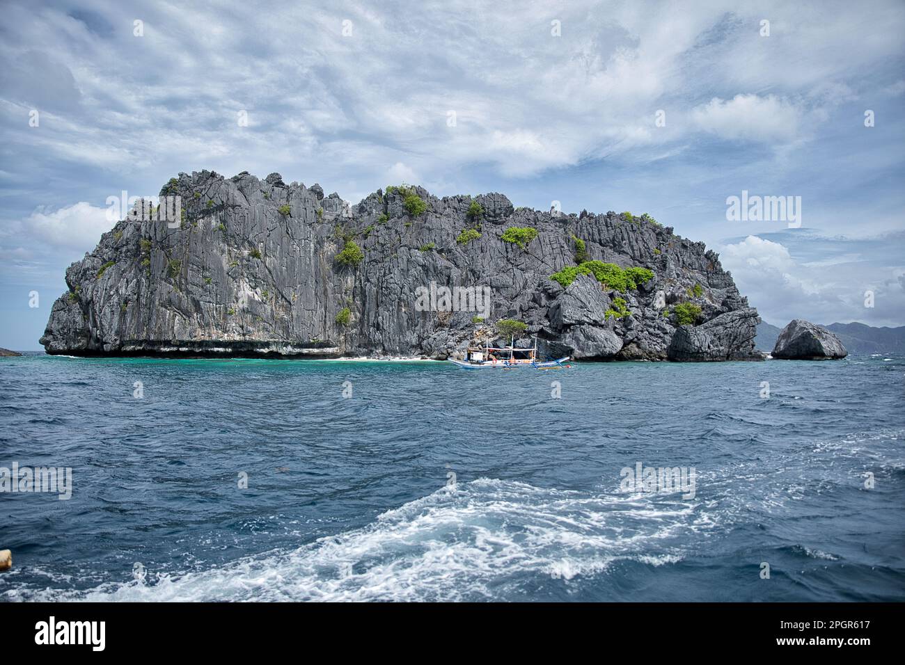 Majestic rocks in El Nido, Palawan in the Philippines that are ...