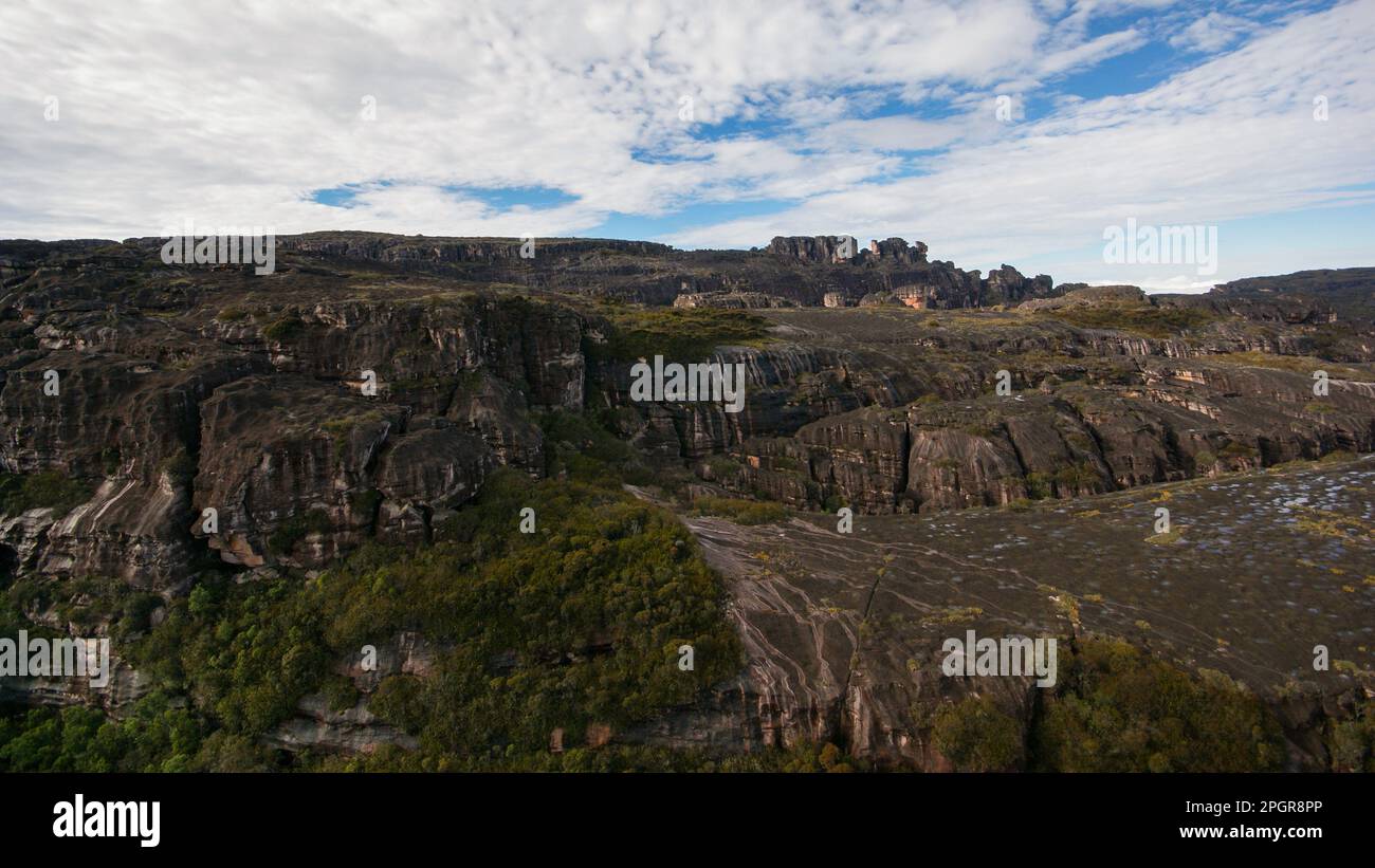 Rugged sandstone rock plateau of Auyan tepui, a famous table mountain in Venezuela Stock Photo