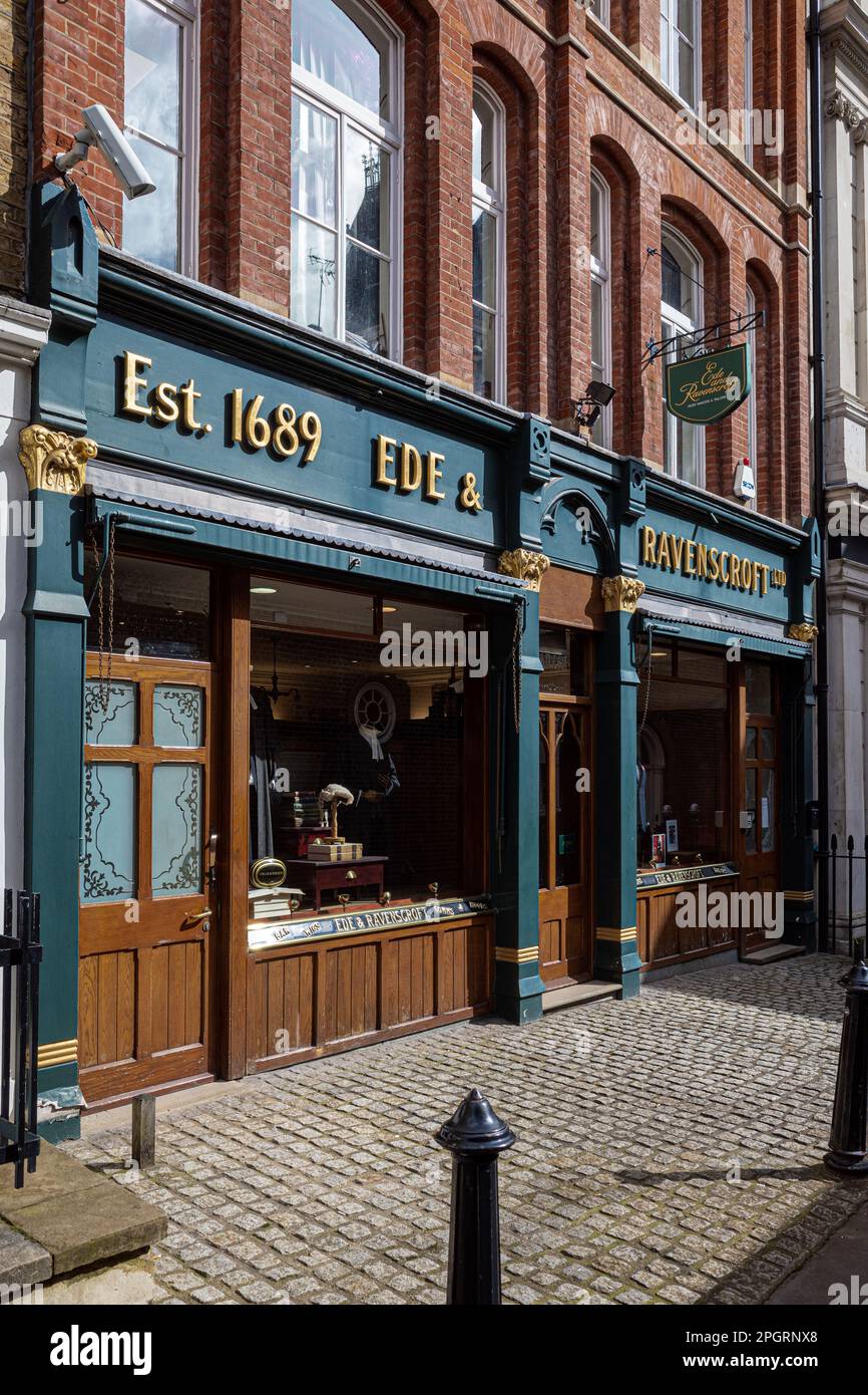 Ede & Ravenscroft Legal outfitters London. Specialist legal wear tailoring and wig making at 93 Chancery Lane, London. Stock Photo