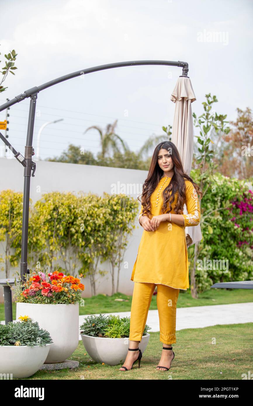 5 Simple & Vibrant Suit Sets By Surbhi Jyoti For Every Girl