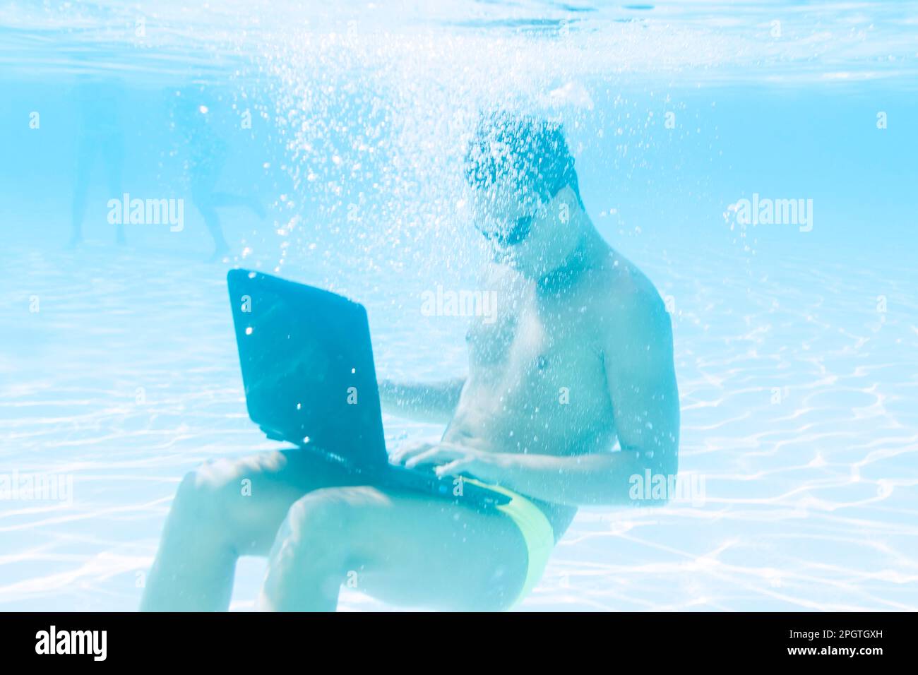 Underwater camera work hi-res stock photography and images - Alamy