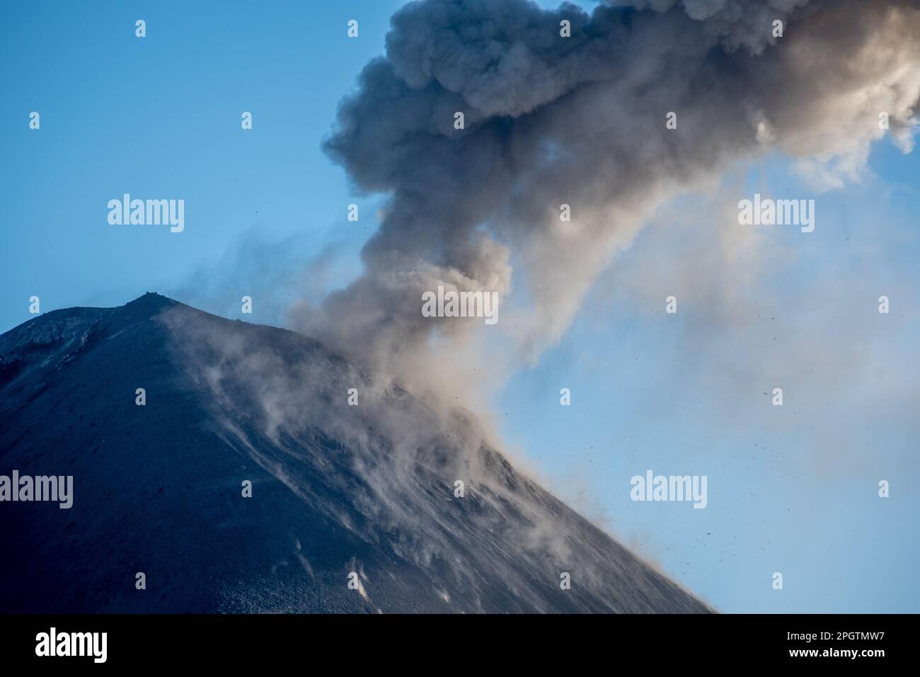 Erupting Fuego volcano in Guatemala Stock Photo - Alamy