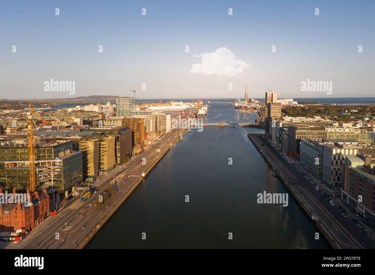 Aerial view of Dublin city center with River Liffey in the middle Stock ...