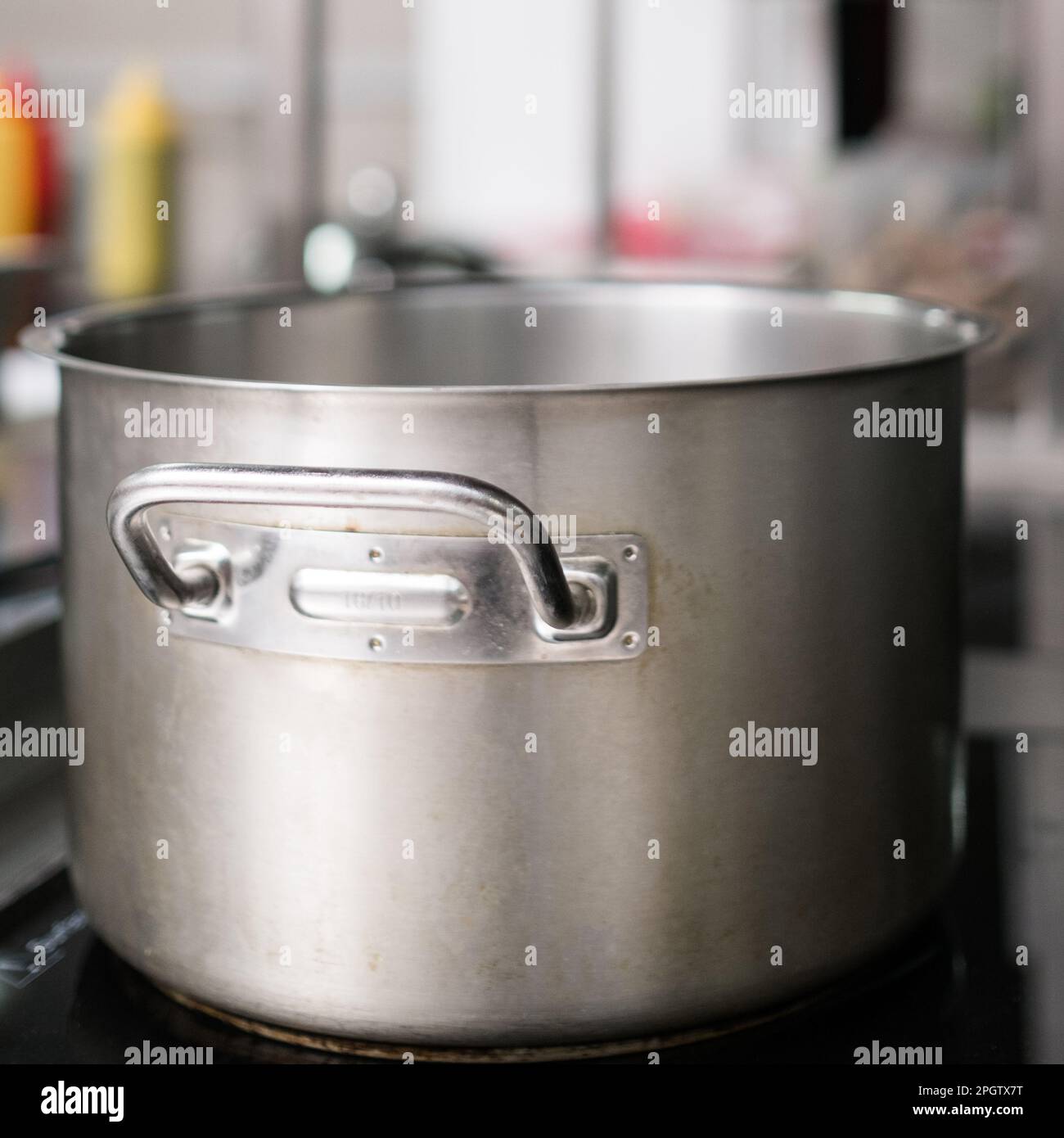 saucepan kitchen utensils professional restaurant Stock Photo Alamy