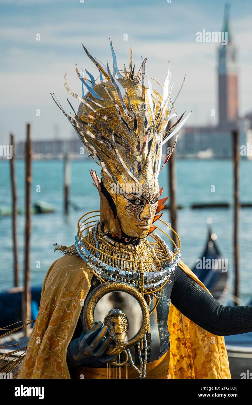 Venice music mask hi-res stock photography and images - Alamy