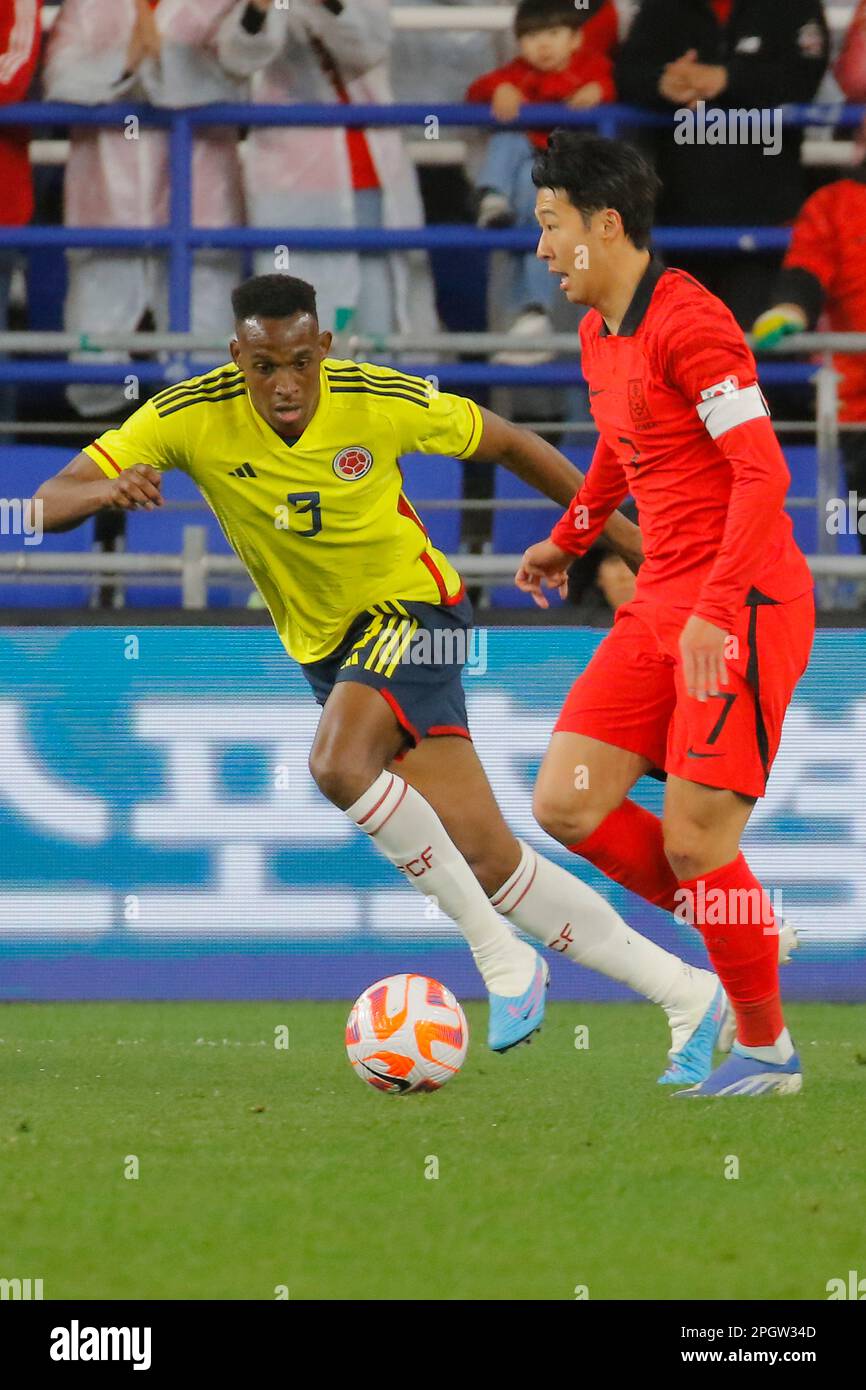 Ulsan, Gyeongnam, South Korea. 24th Mar, 2023. March 24, 2023-Ulsan, South Korea-Heungmin Son of South Korea and Lucumi Bonilla Jhon Janer of Colombia action during an International Friendly Match South Korea vs Colombia match at Munsu Stadium in Ulsan, South Korea. (Credit Image: © Ryu Seung-Il/ZUMA Press Wire) EDITORIAL USAGE ONLY! Not for Commercial USAGE! Stock Photo