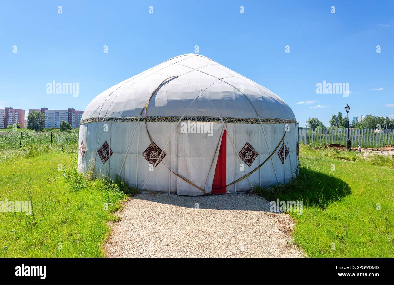 Samara, Russia - September 25, 2021: Yurt - national ancient house of the nomad peoples of Asian countries. Traditional Kazakh yurt in summer. Dwellin Stock Photo
