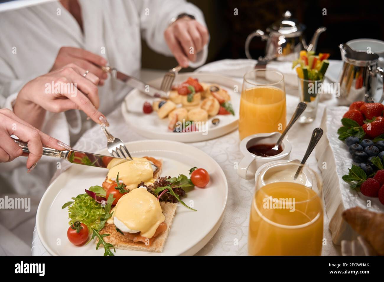 Middle aged couple having rest hi-res stock photography and images - Alamy