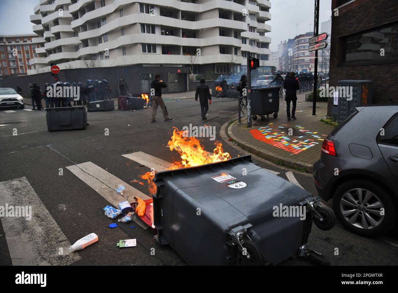 Buenos Aires, Federal Capital, Argentina. 12th Sep, 2018. The so-called  ''triunvirato piquetero'' -Ctep (Confederation of Workers of the Popular  Economy), Barrios de Pie, and the CCC (Current Clasista y Convativa) - will  carry out a plan of struggle under the