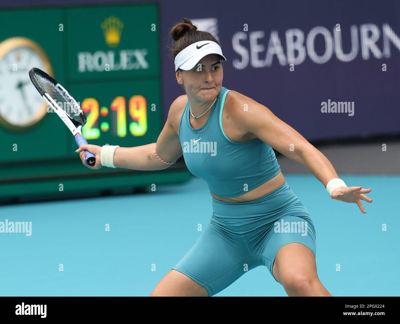 Bianca andreescu forehand hi-res stock photography and images - Alamy
