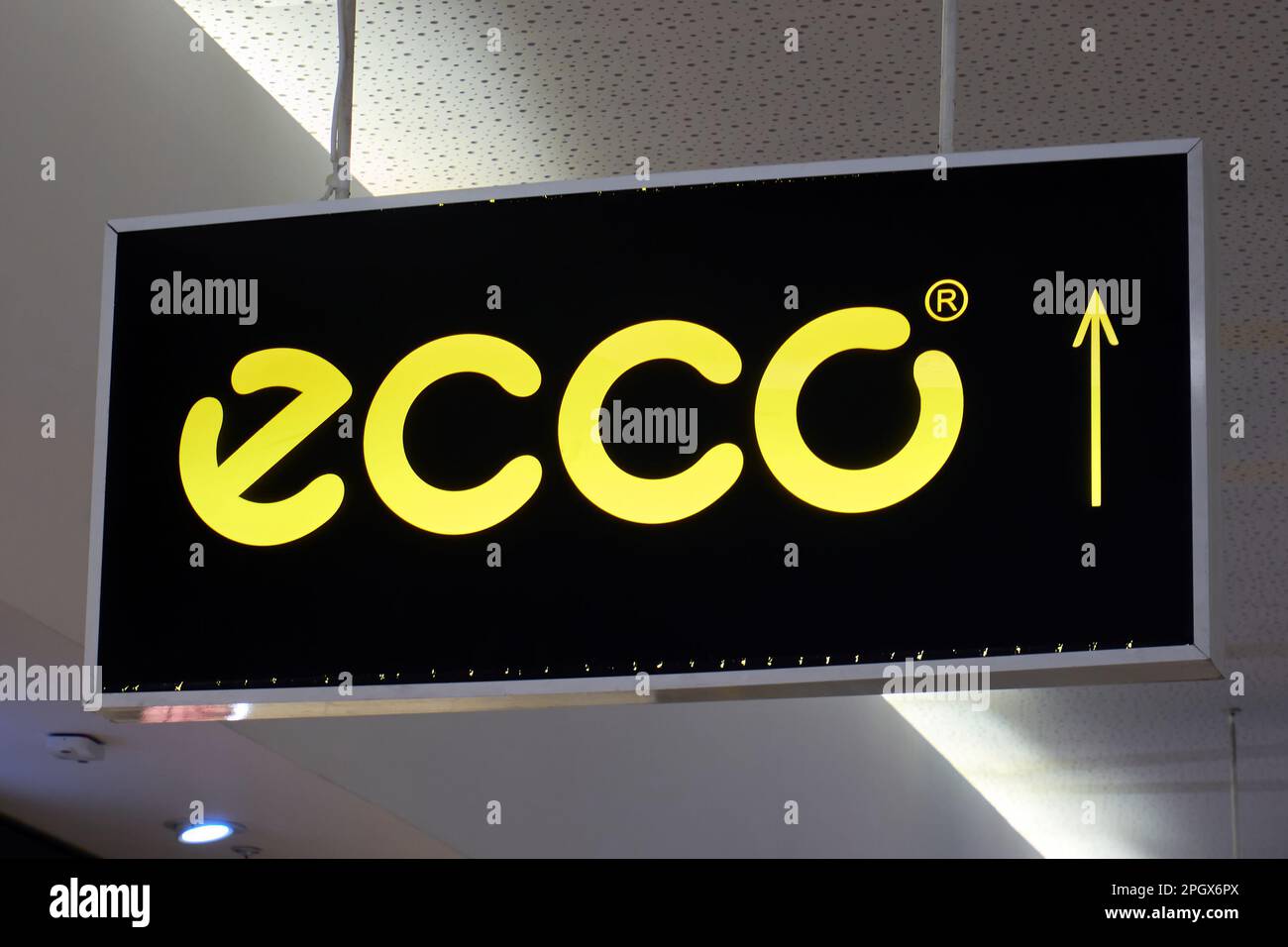 Ecco store brand logo sign Stock Photo Alamy