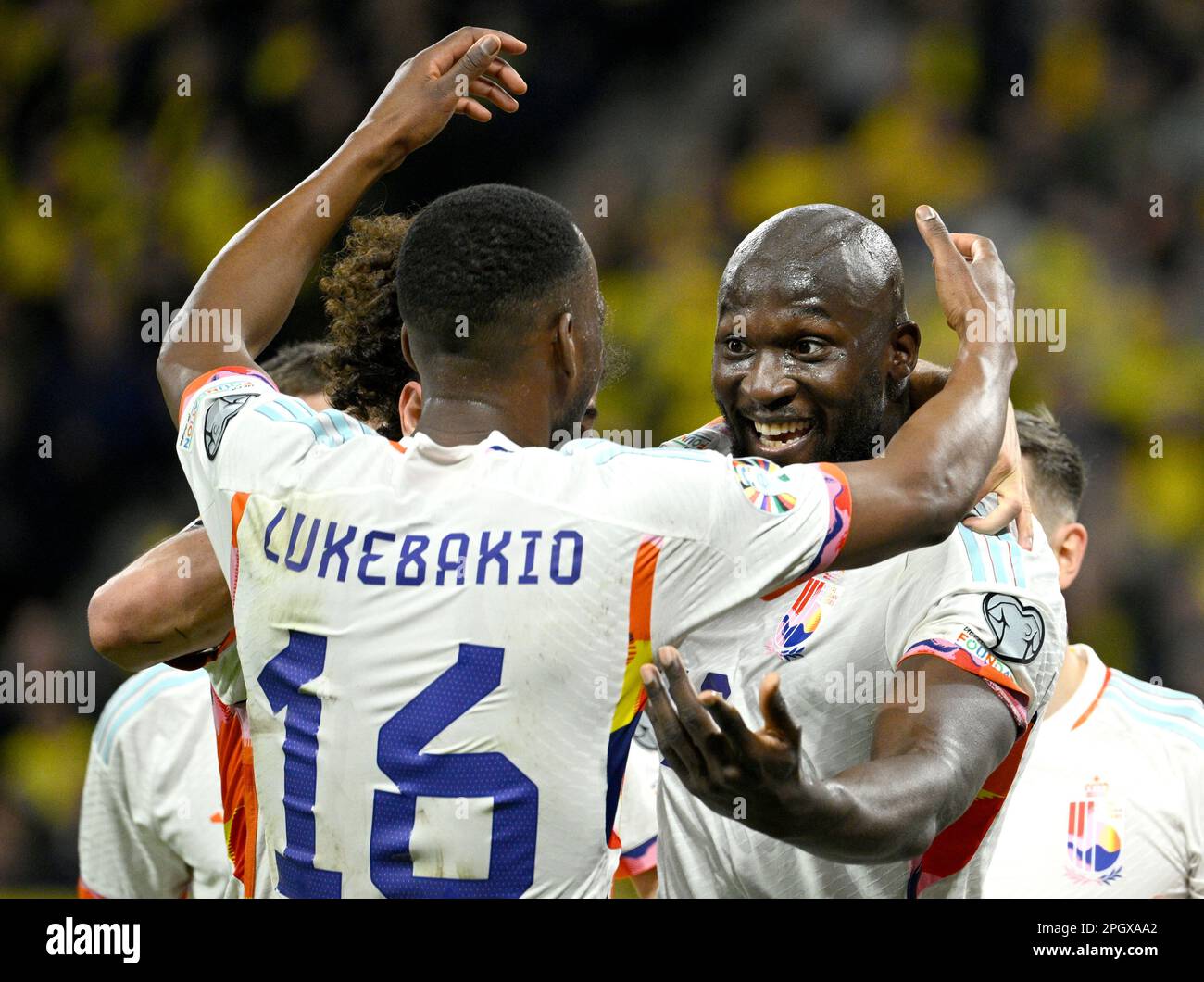 Belgium s Dodi Lukebakio Congratulates Romelu Lukaku After His Goal 0 1 belgium-s-dodi-lukebakio-congratulates-romelu-lukaku-after-his-goal-0-1