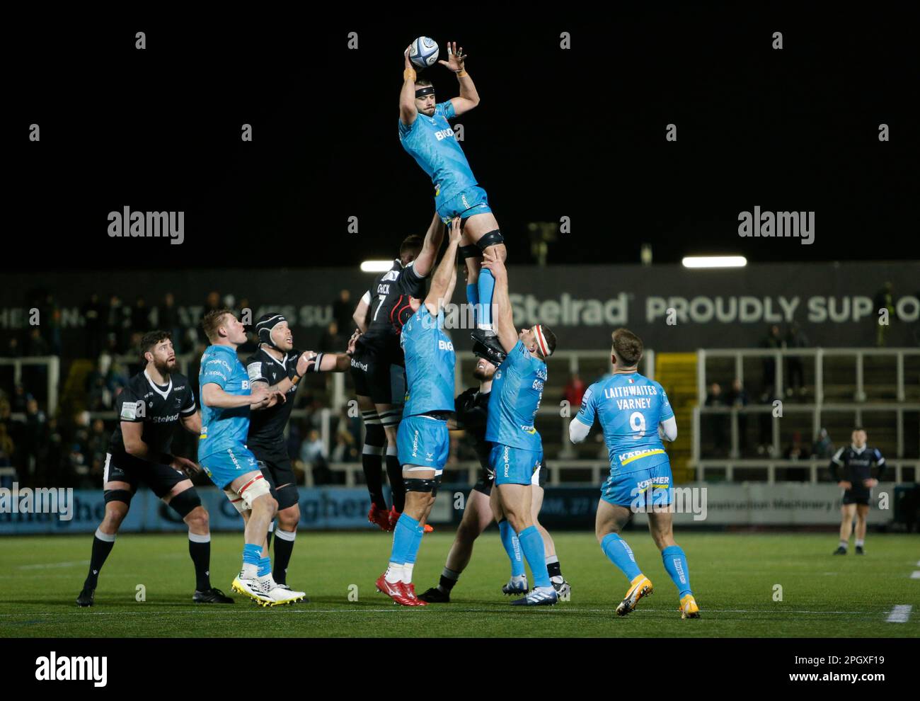 Gloucester's Lewis Ludlow collects the ball from a line-out during the Gallagher Premiership match at Kingston Park, Newcastle upon Tyne. Picture date: Friday March 24, 2023. Stock Photo
