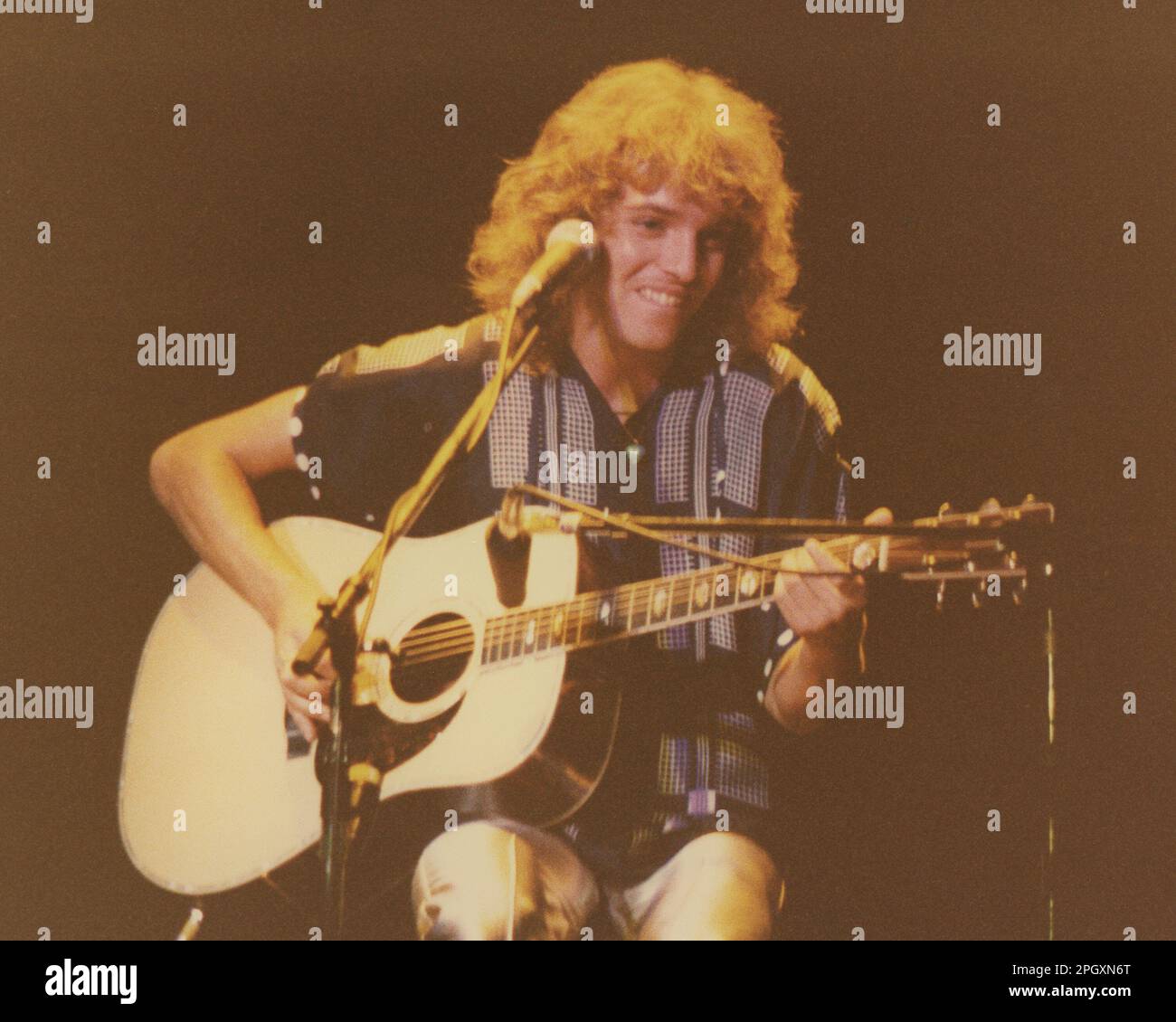 Peter frampton 1977 hires stock photography and images Alamy