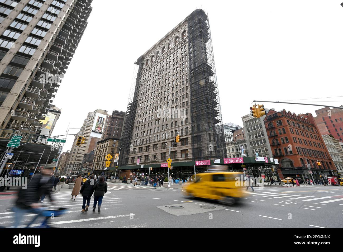 New York, USA. 24th Mar, 2023. View of the iconic Flatiron Building at ...