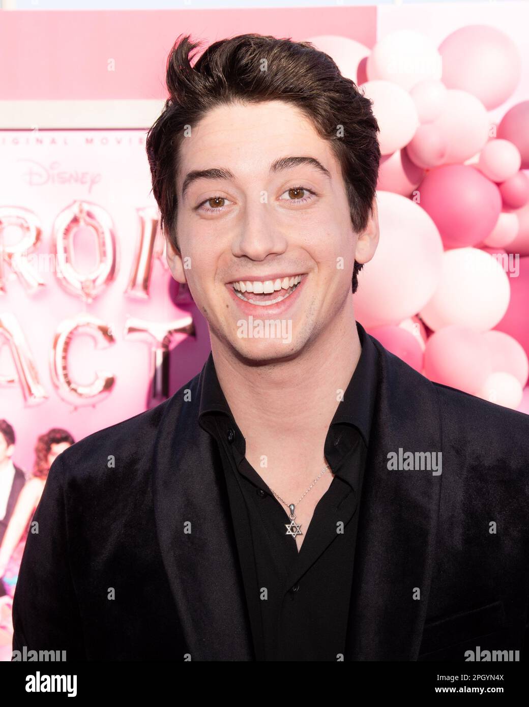 Prom pact milo manheim hi-res stock photography and images - Alamy