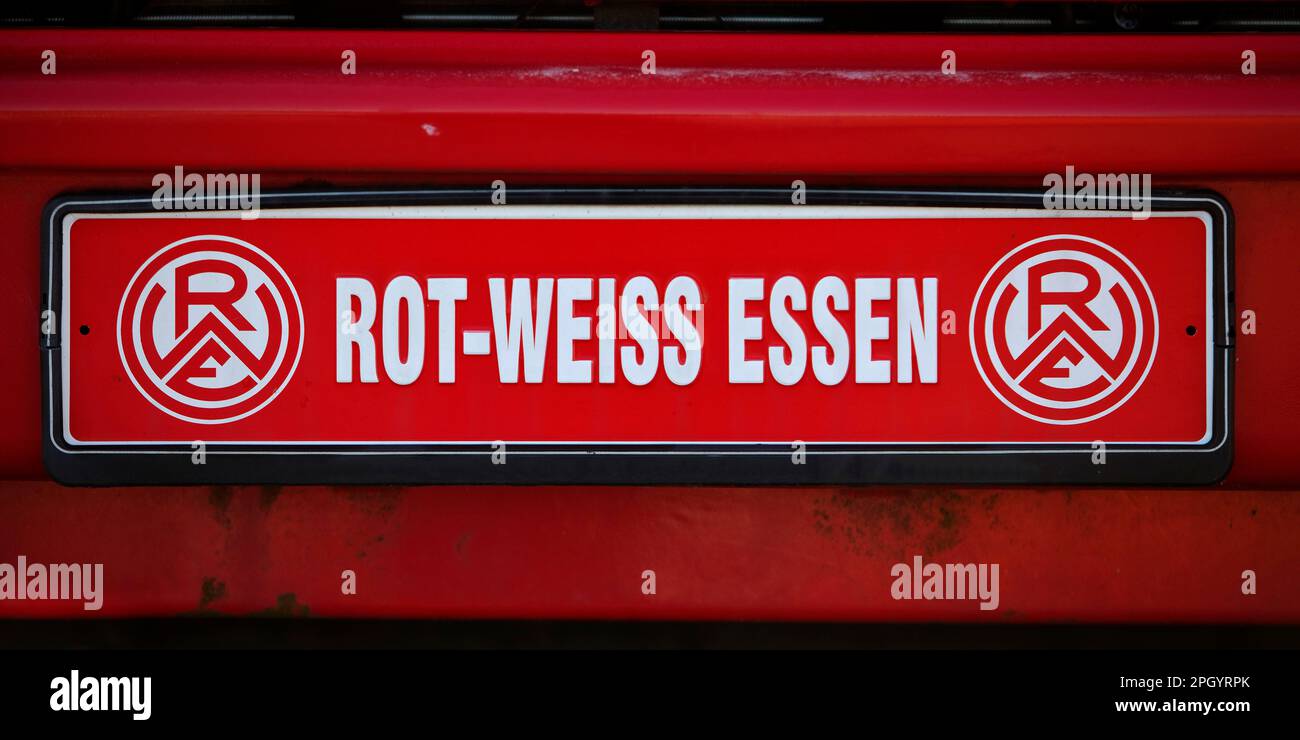 Club logo of the football club Rot-Weiss-Essen on a car sign, Essen, Ruhr area, North Rhine-Westphalia, Germany Stock Photo