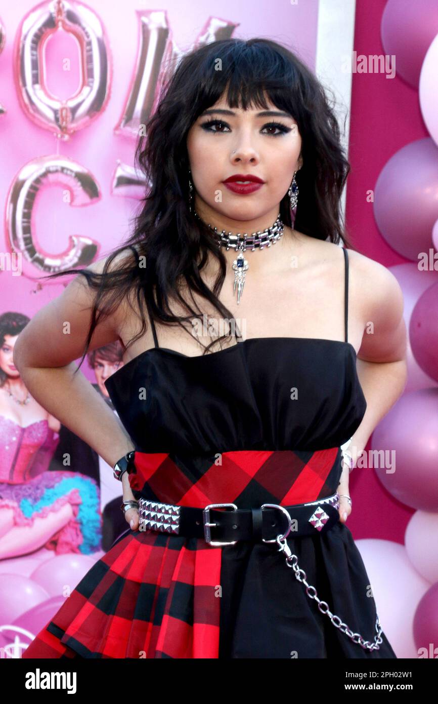 LOS ANGELES - MAR 24: Xochitl Gomez at Prom Pact Premiere Screening at