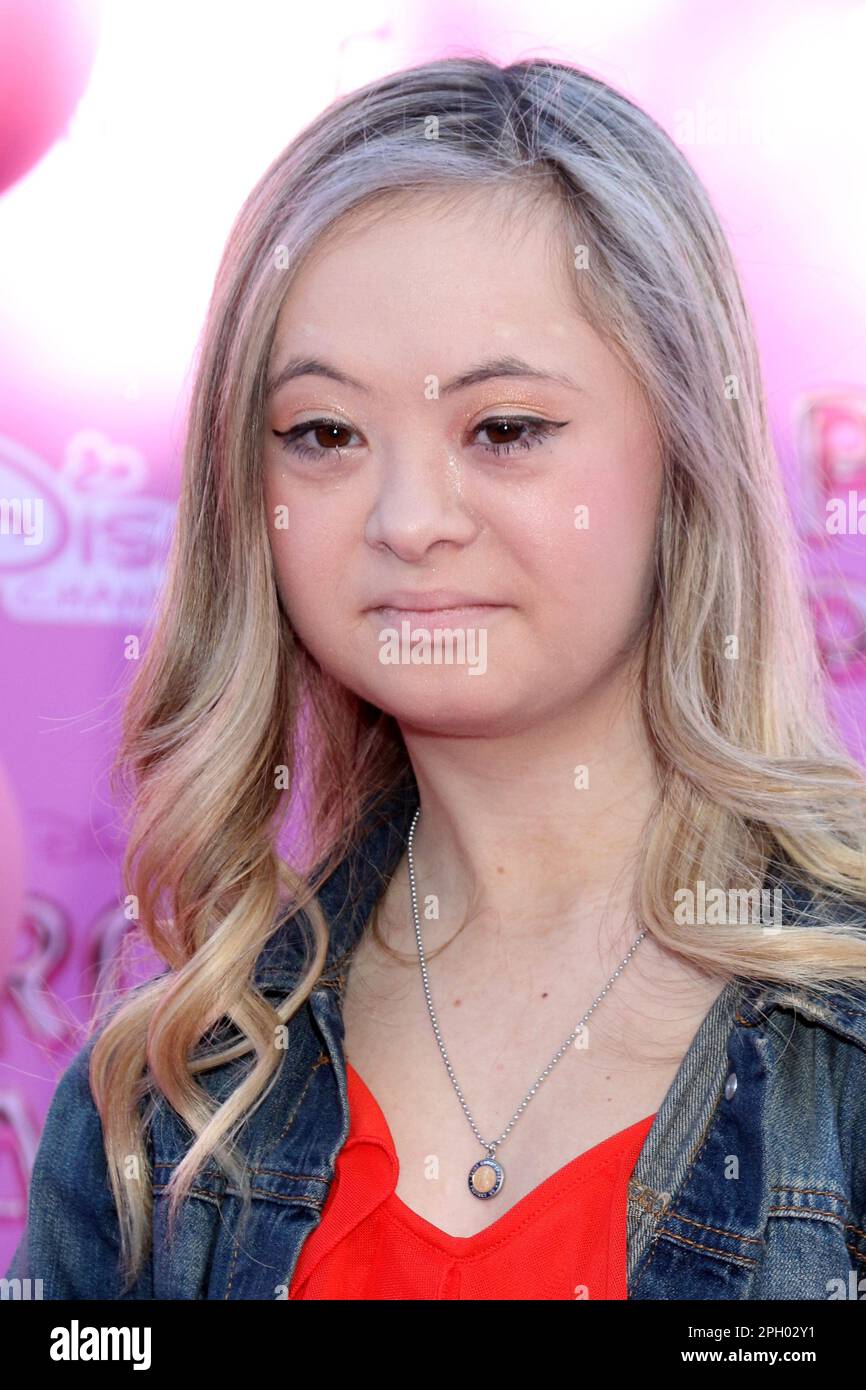 LOS ANGELES - MAR 24: Kennedy Garcia at Prom Pact Premiere Screening at