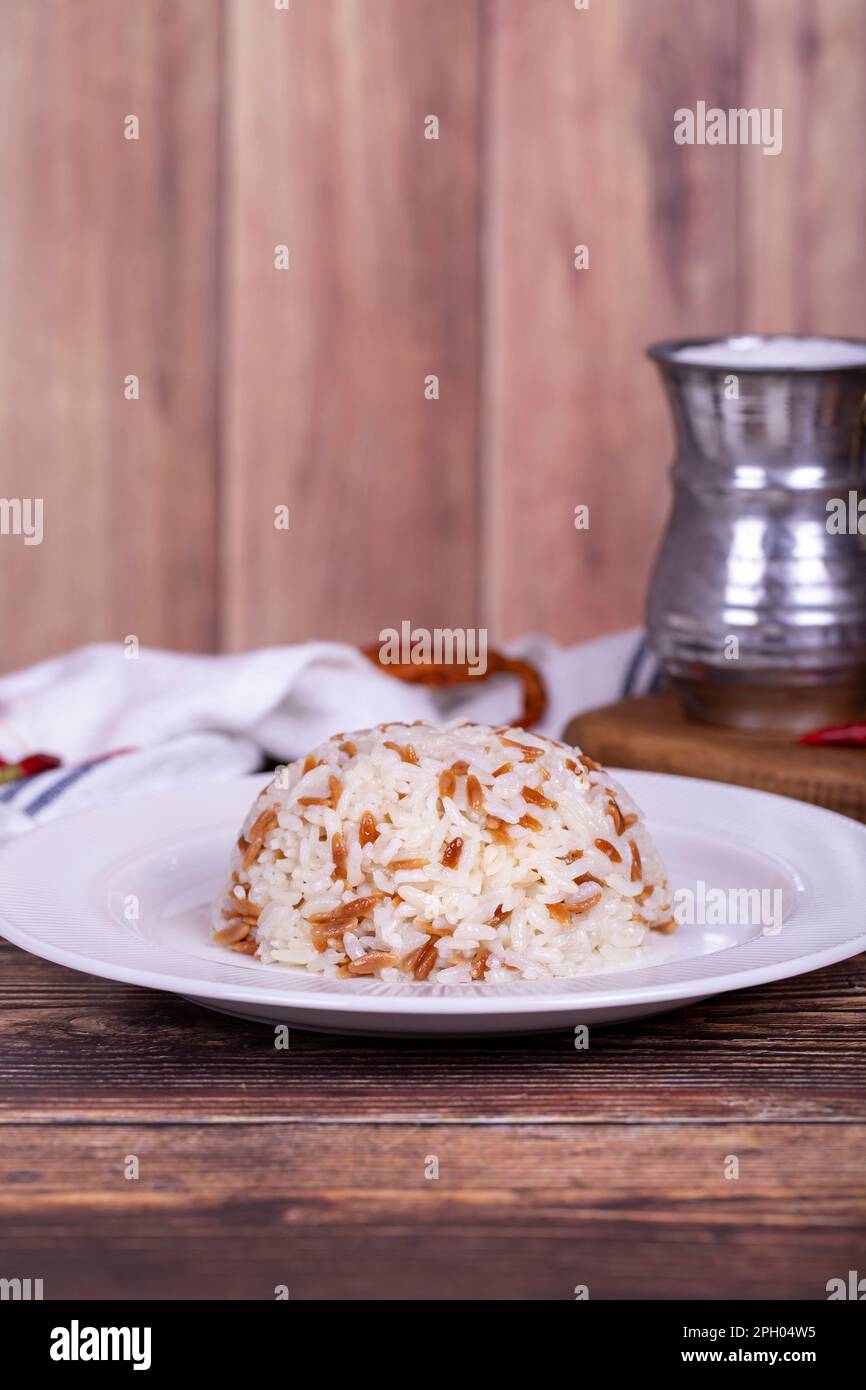 Turkish Butter Rice Rice dish. Turkish style rice pilaf. local name arpa sehriyeli pilav ...