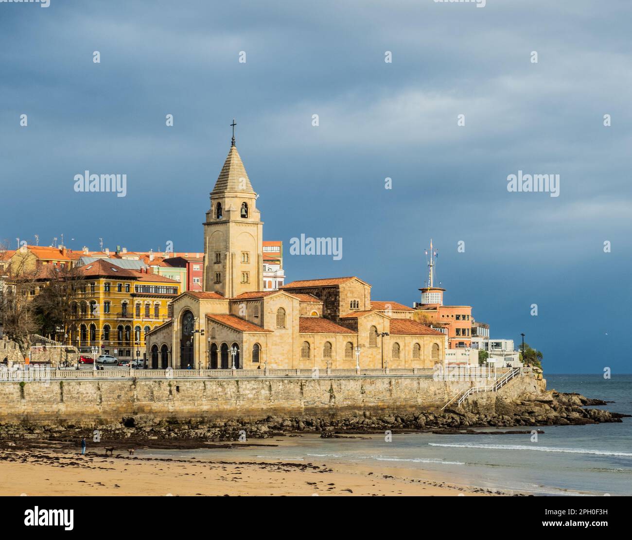 View of st pedro church hi-res stock photography and images - Alamy