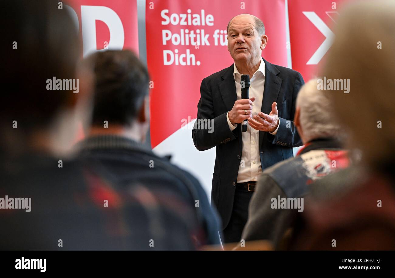 Potsdam, Germany. 25th Mar, 2023. Chancellor Olaf Scholz (SPD) takes part in a constituency discussion as a member of parliament at the Bürgerhaus am Schlaatz. Credit: Jens Kalaene/dpa/Alamy Live News Stock Photo