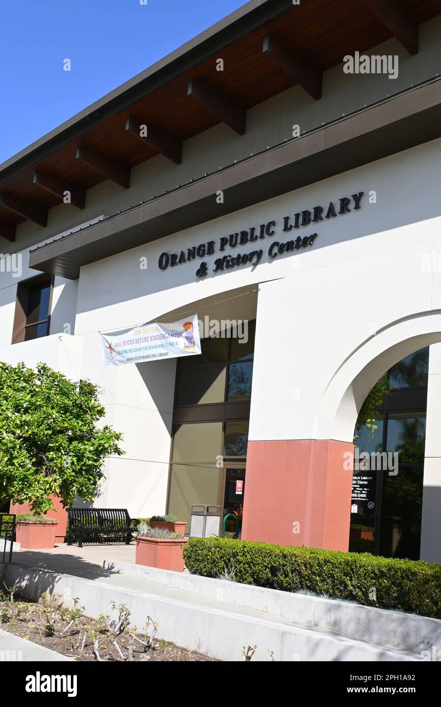 ORANGE, CALIFORNIA - 24 MAR 2023: The Orange Public Library and ...