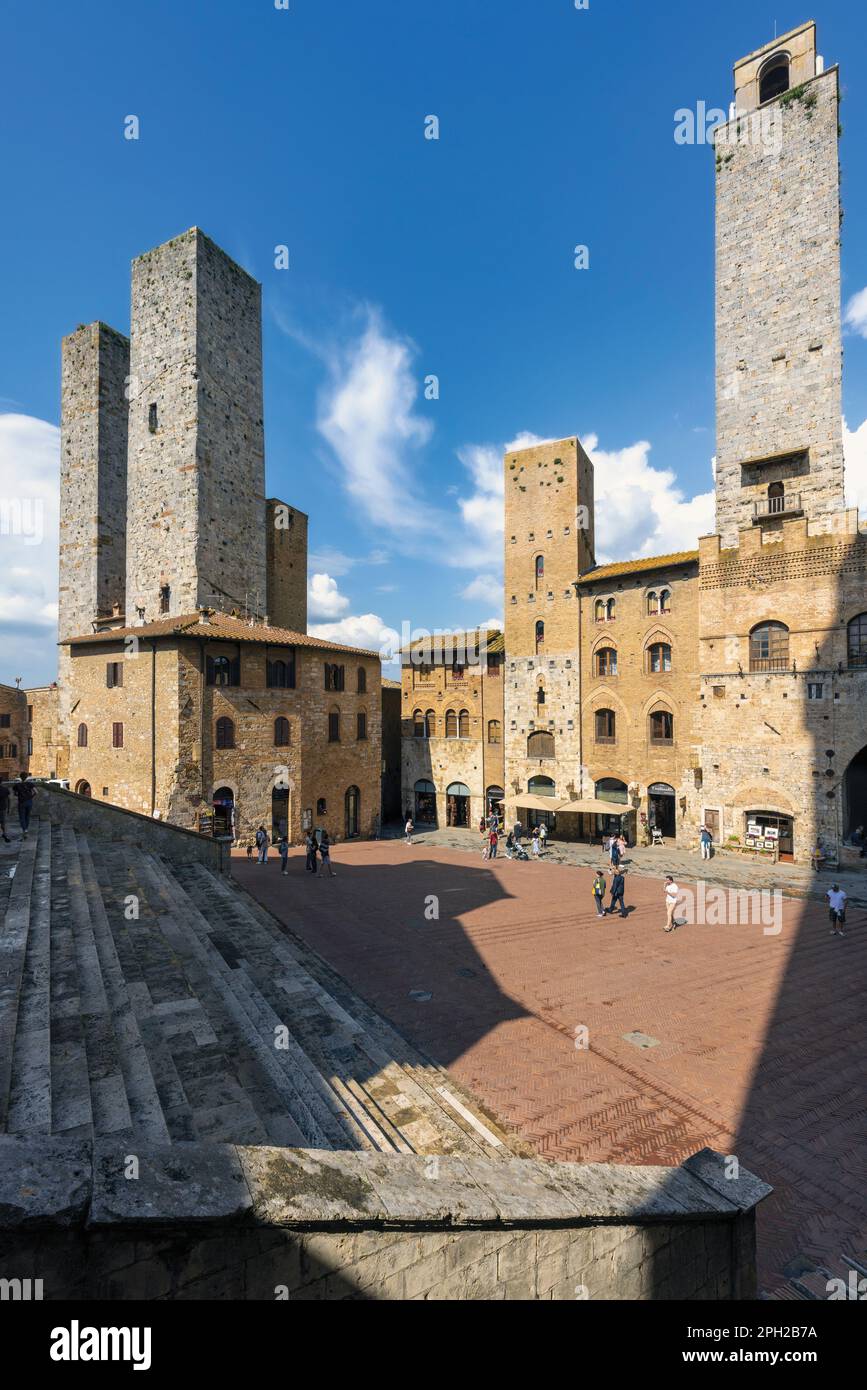 Piazza del Duomo, San Gimignano, Siena Province, Tuscany, Italy. San