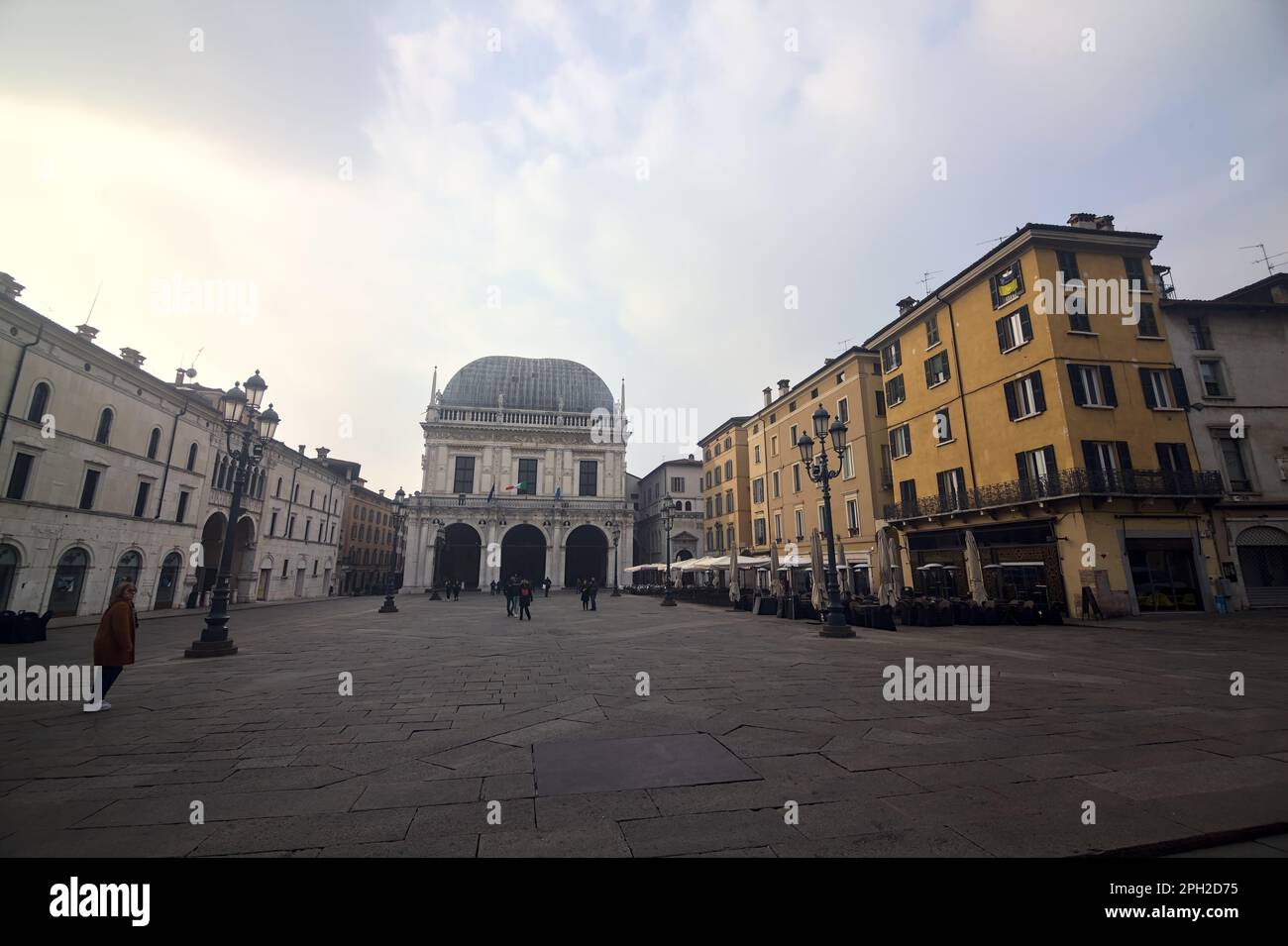 Almost empty square in hi-res stock photography and images - Alamy