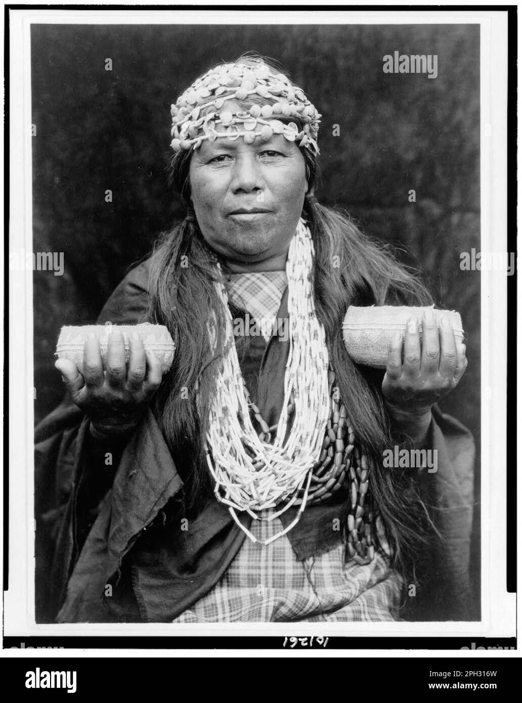 Hupa female shaman, c.1923, Edward Curtis Stock Photo Alamy