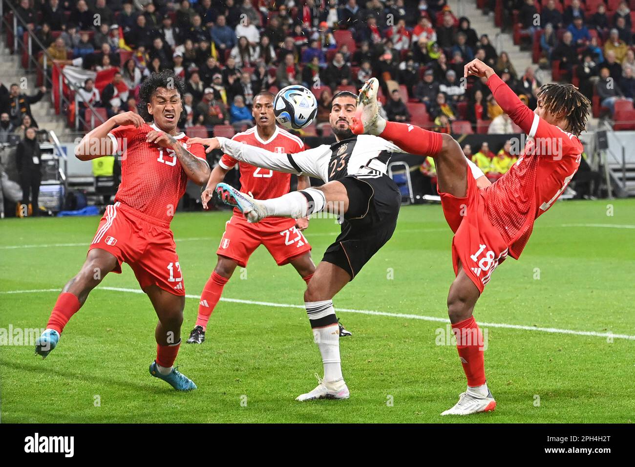 Mainz, Deutschland. 25th Mar, 2023. goalchance Emre CAN (GER), action, duels versus Renato TAPIA (PER, li) and Andre CARILLO (PER). Soccer Laenderspiel Germany (GER) - Peru 2-0, on March 25th, 2023, MEWA Arena Mainz? Credit: dpa/Alamy Live News Stock Photo