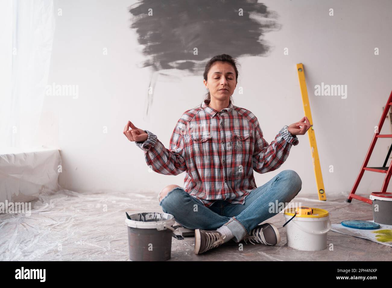 Bedroom Renovation with Textured Walls - Apartment Therapy