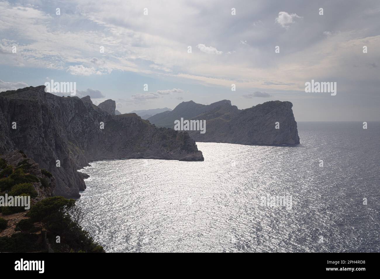 Die atemberaubende Felsenküste von Formentor auf Mallorca - ein unvergessliches Reiseziel. Stock Photo