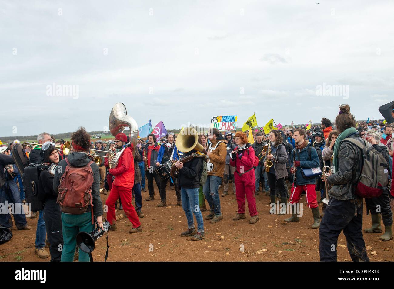 Sainte Soline, France. 25th Mar, 2023. Violent protest against Mega