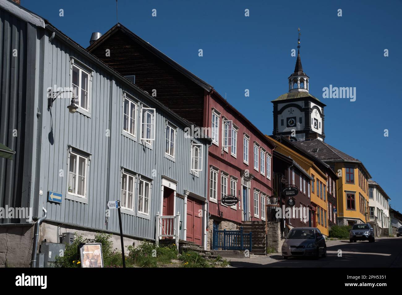 Røros is a copper mining town with some historic wooden buildings in ...