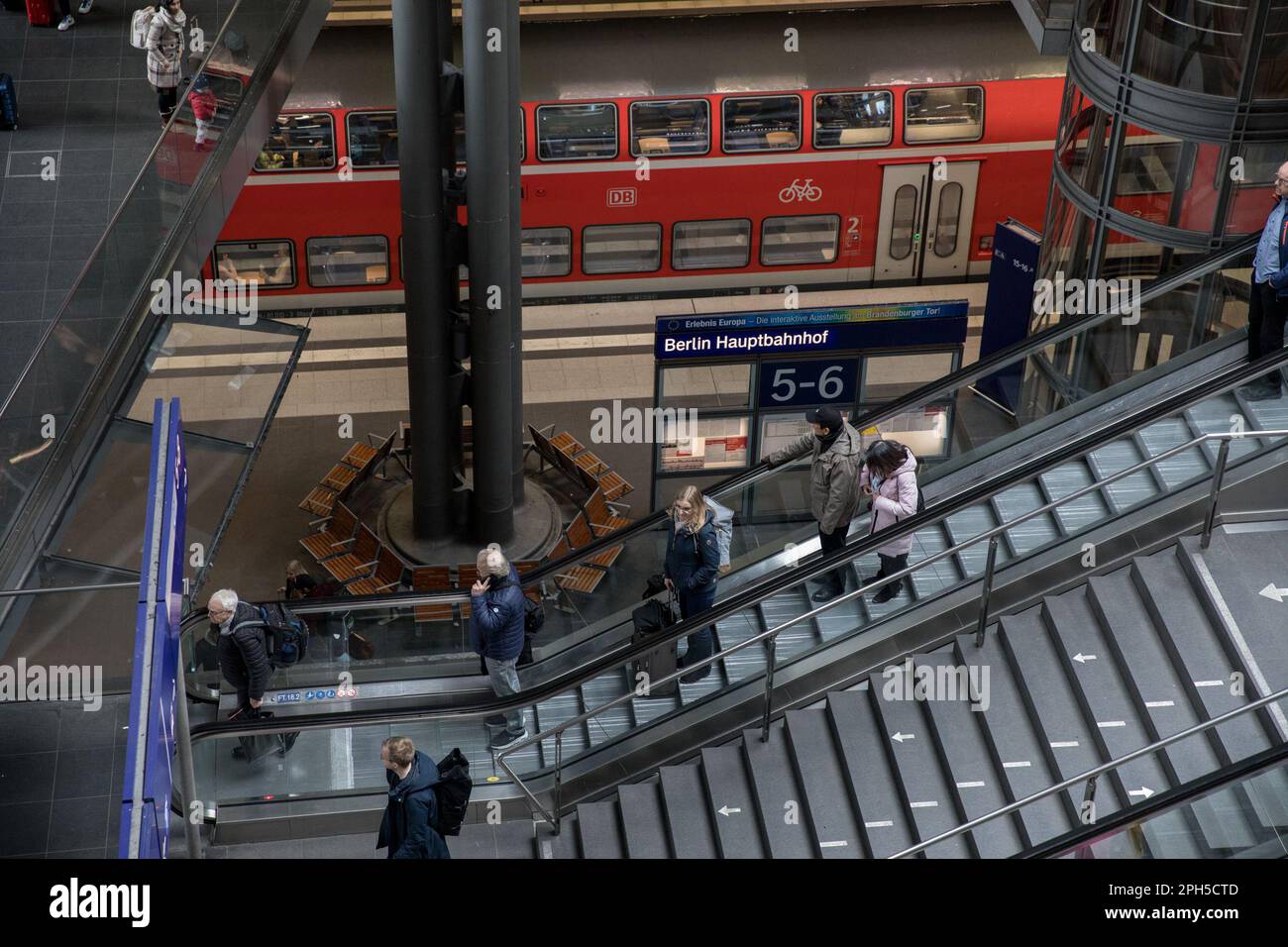 Massive Disruptions Expected as Nationwide Warning Strike Hits Germany