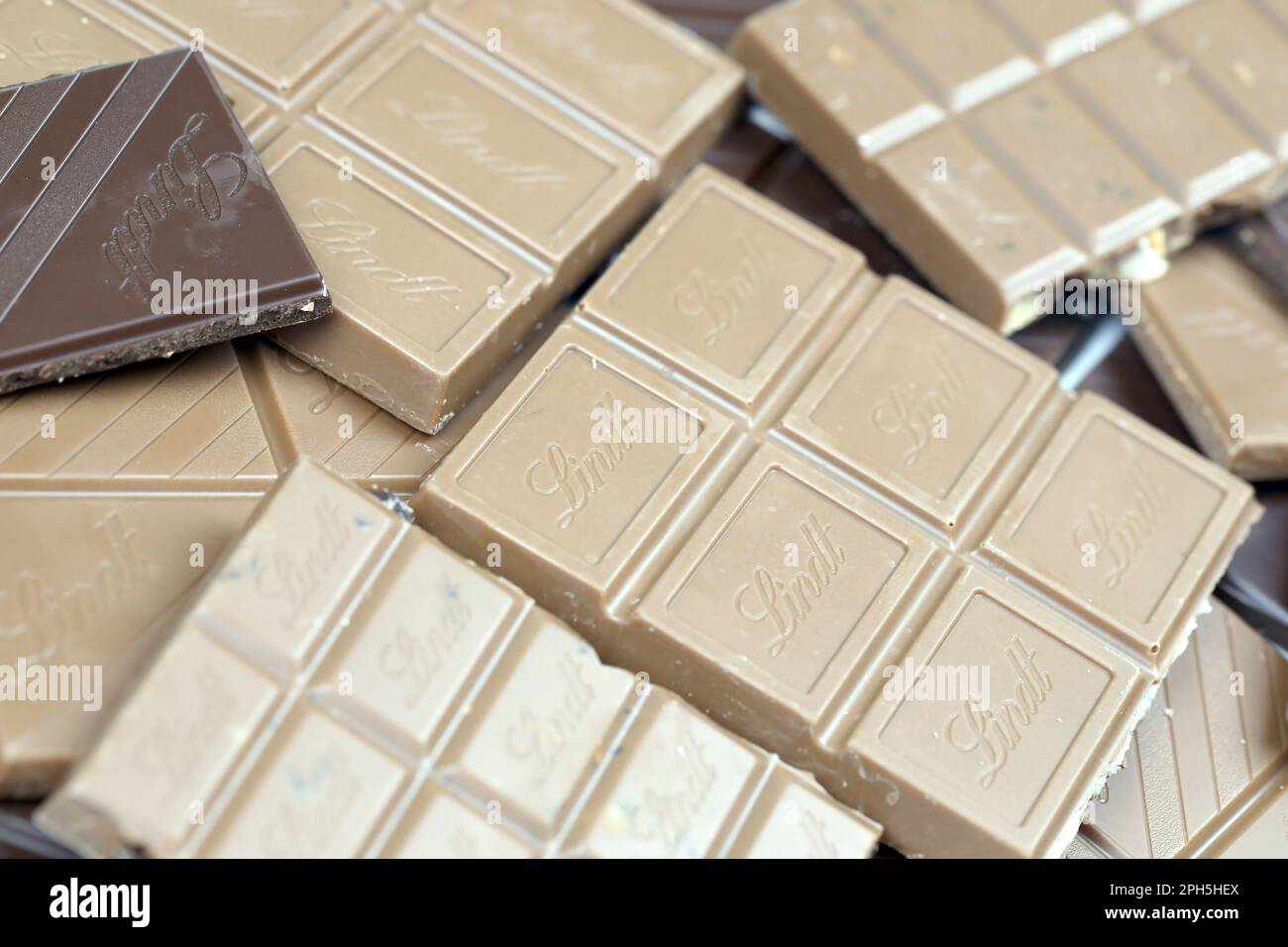 KYIV, UKRAINE - MAY 4, 2022 Lindt Swiss luxury brand chocolate brown ...