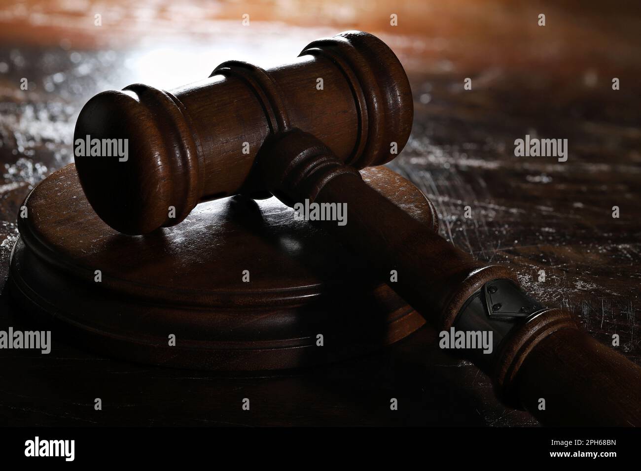 wooden gavel with sound block on desktop Stock Photo - Alamy
