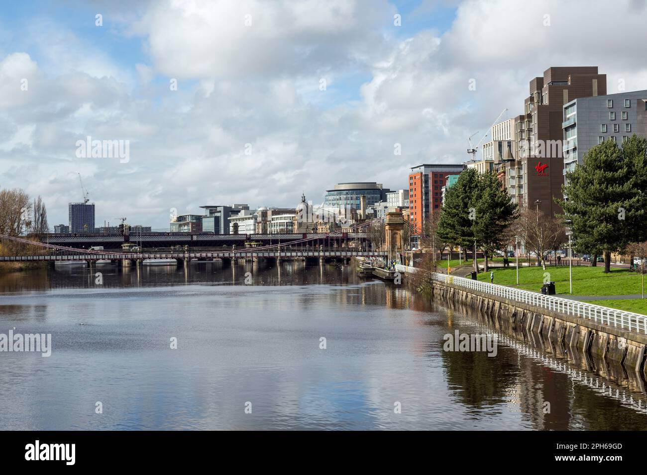 View along the River Clyde walkway on Clyde Street, Glasgow city centre, Scotland, UK, Europe Stock Photo