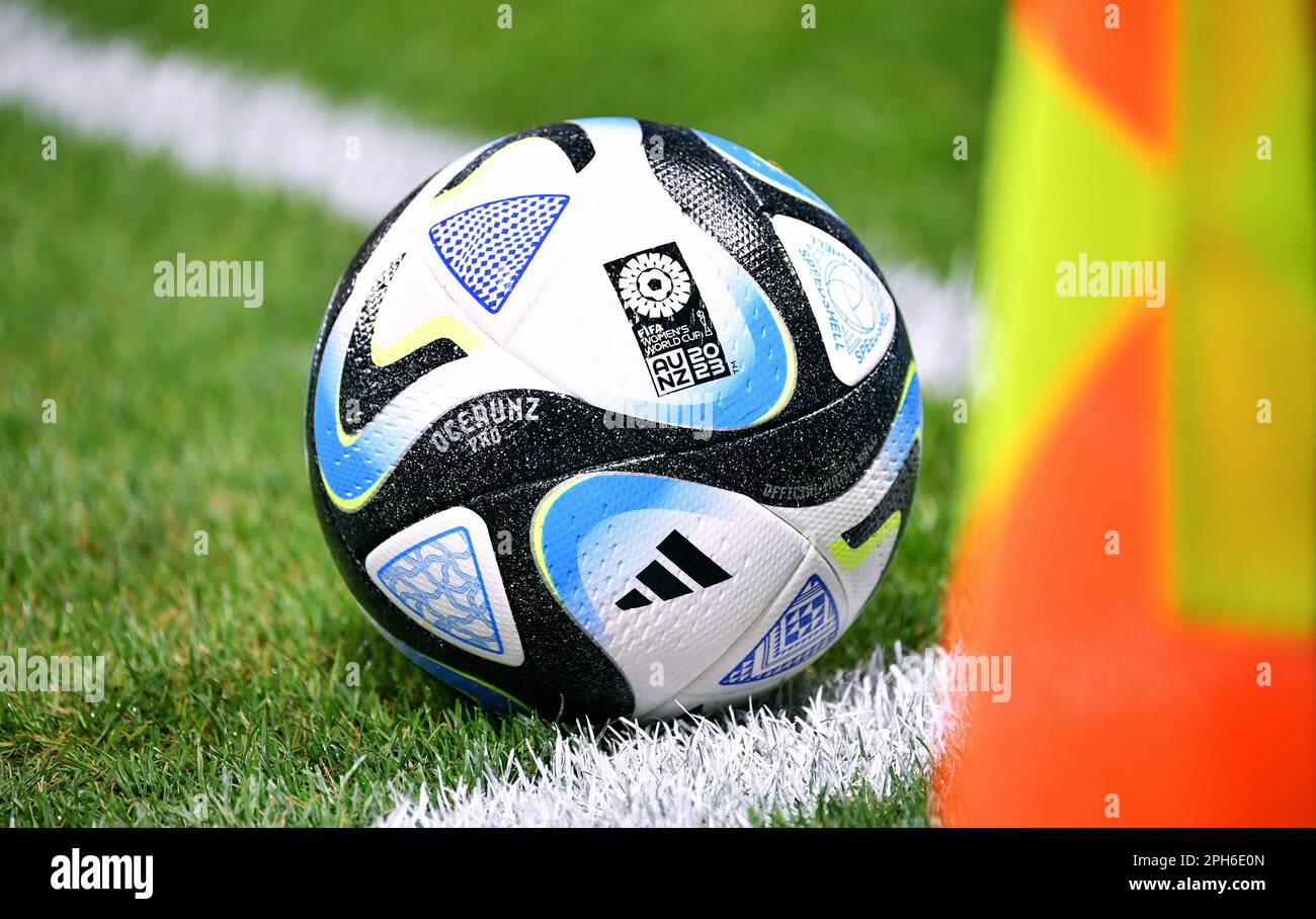 Adidas world cup ball hi-res stock photography and images - Page 2 - Alamy