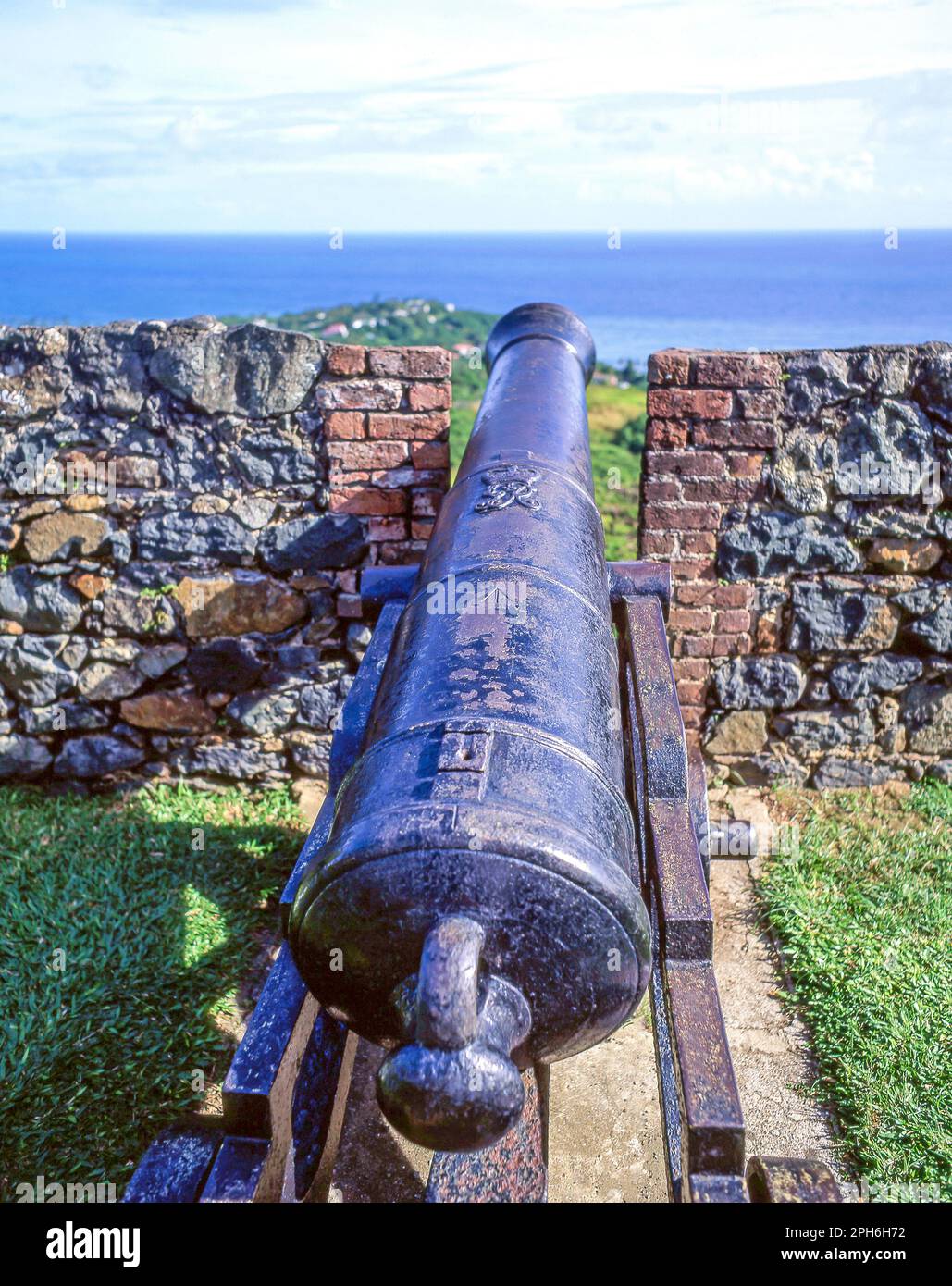 Historic British cannon, Fort King George Heritage Park, Tobago, Fort Street, Scarborough, Trinidad & Tobago, Lesser Antilles, Caribbean Stock Photo
