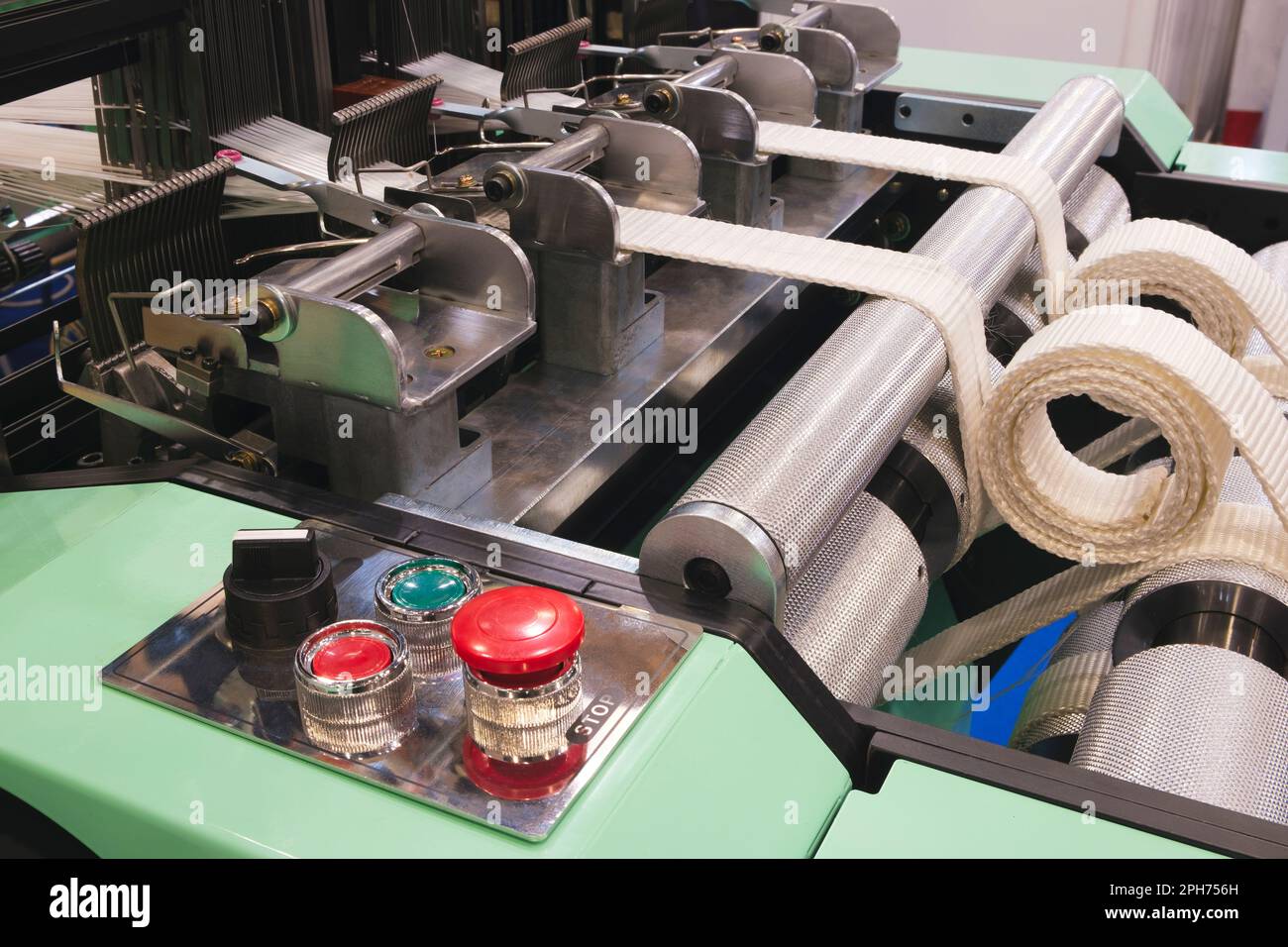 Spool blue synthetic cotton hi-res stock photography and images - Alamy