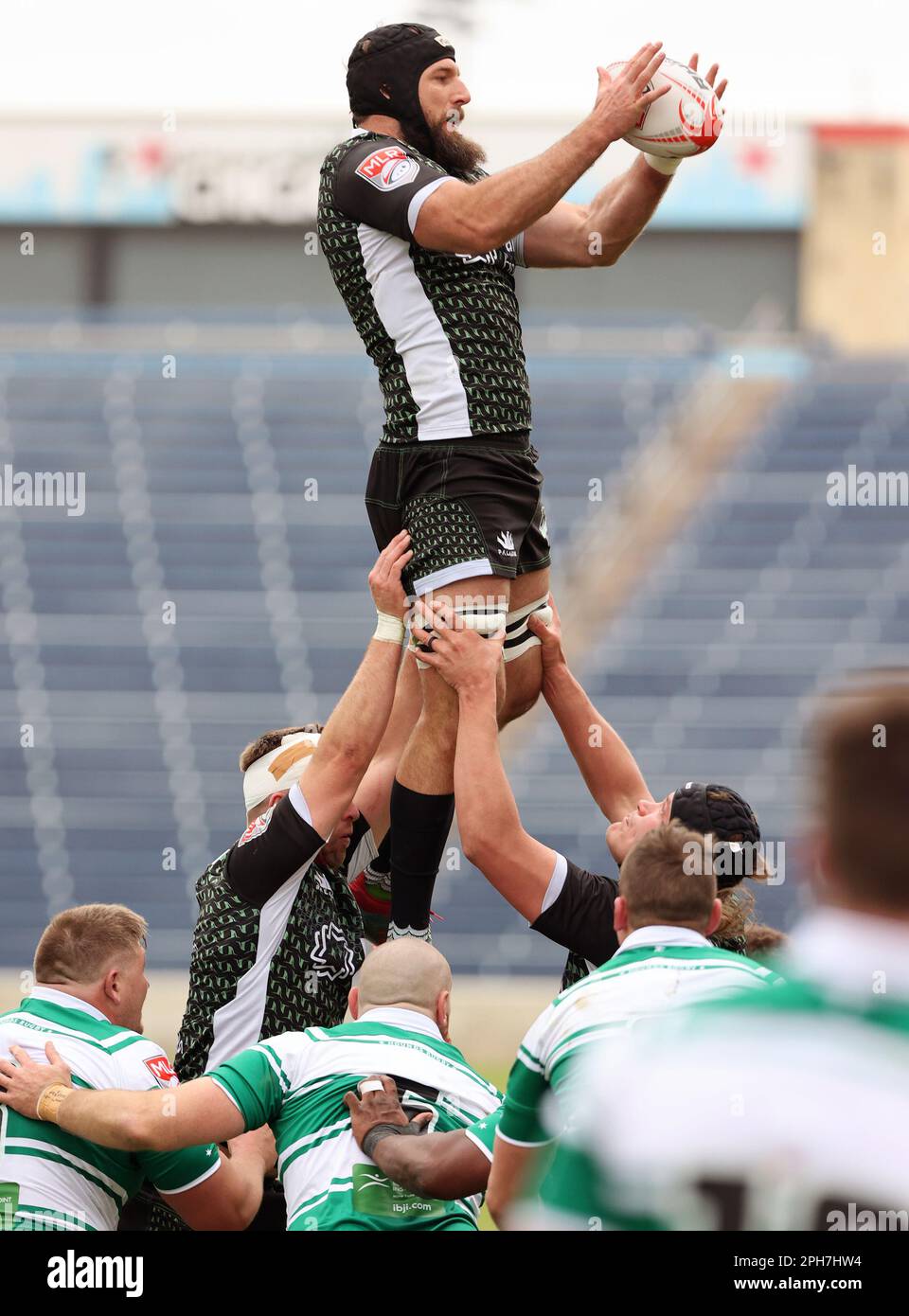 Chicago, USA, 26 March 2022. Major League Rugby (MLR) Seattle Seawolves' Riekert Hattingh goes up for the ball against the Chicago Hounds at SeatGeek Stadium in Bridgeview, IL, USA. Credit: Tony Gadomski / All Sport Imaging / Alamy Live News Stock Photo