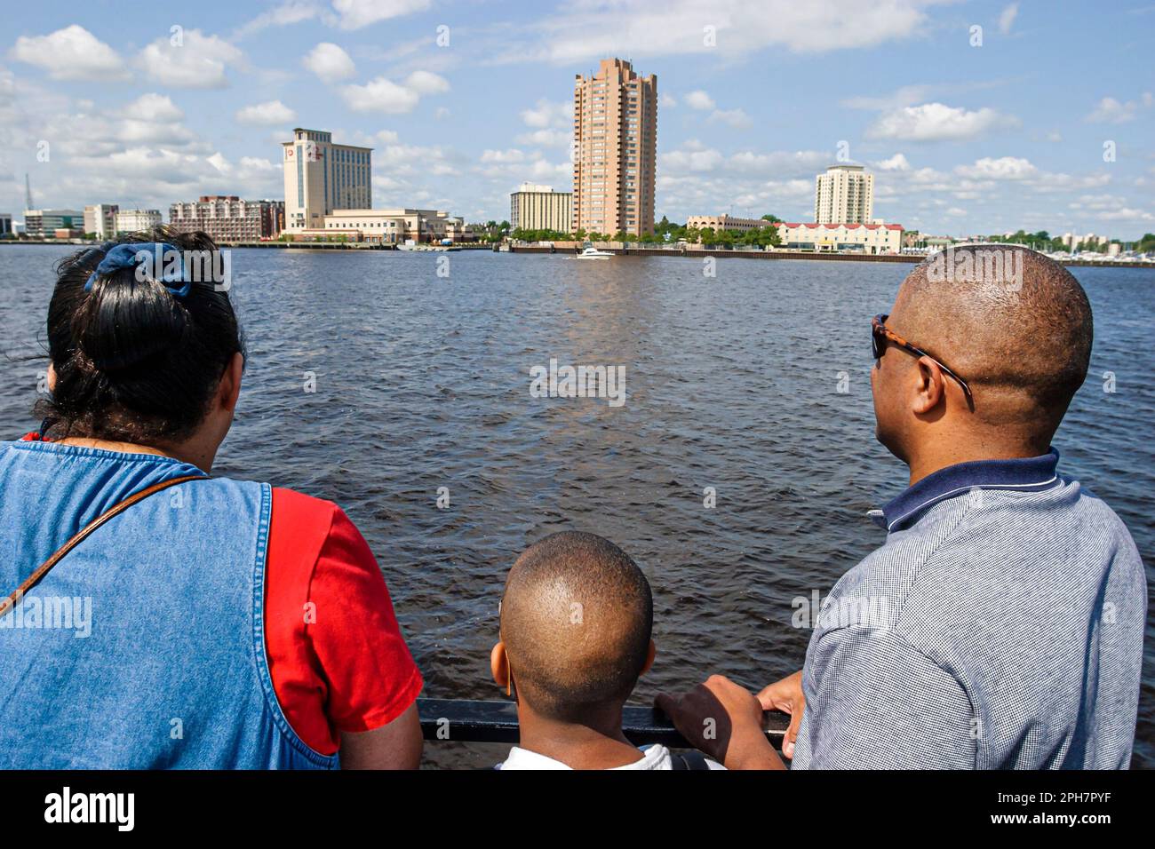 Portsmouth Virginia,Colonial history,city skyline cityscape,downtown