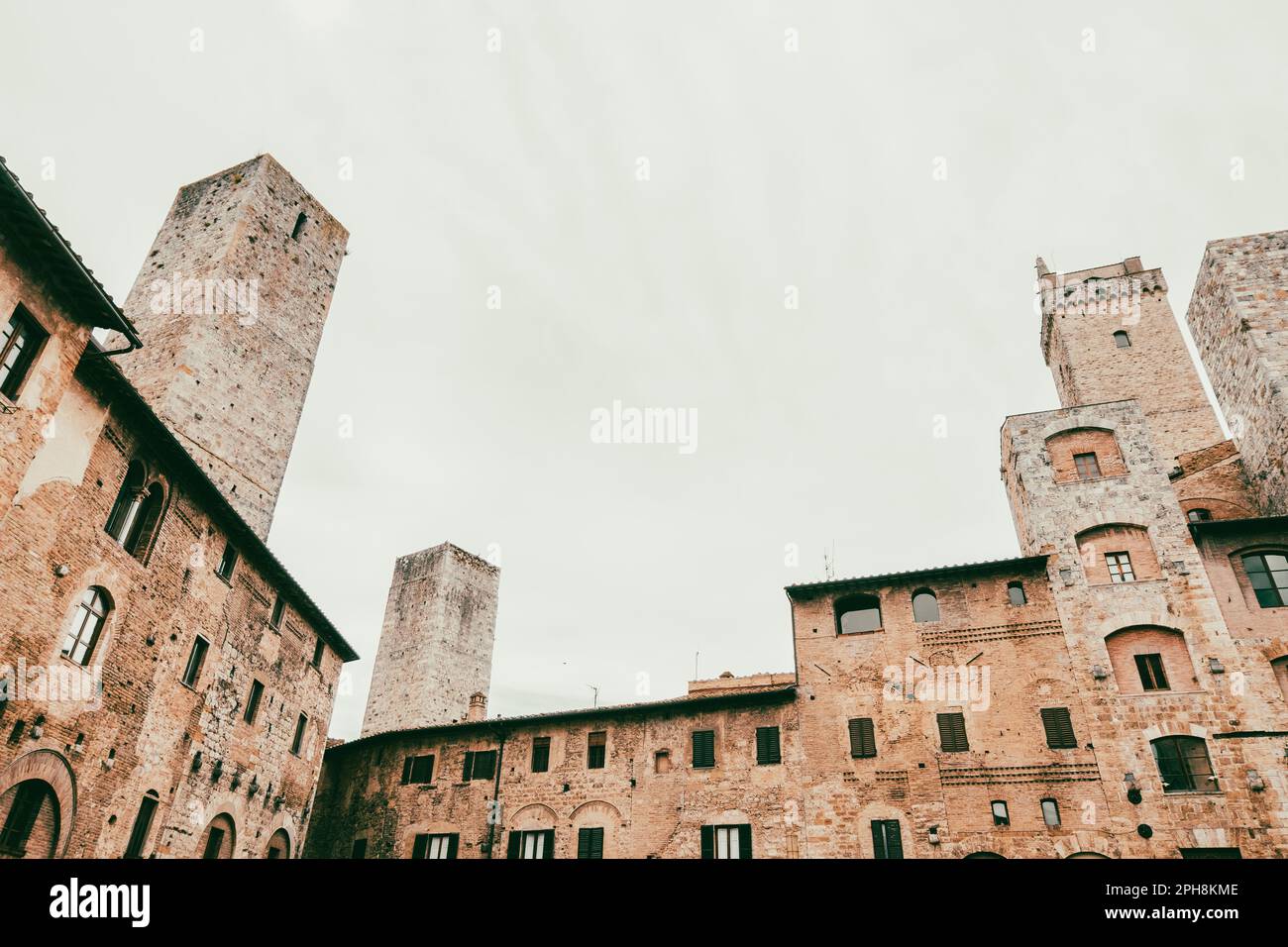 Gothic architecture of a Tuscan cathedral Stock Photo Alamy