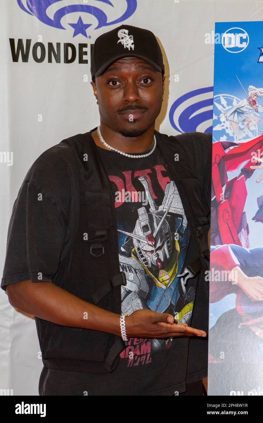 Tru valentino hi-res stock photography and images - Alamy