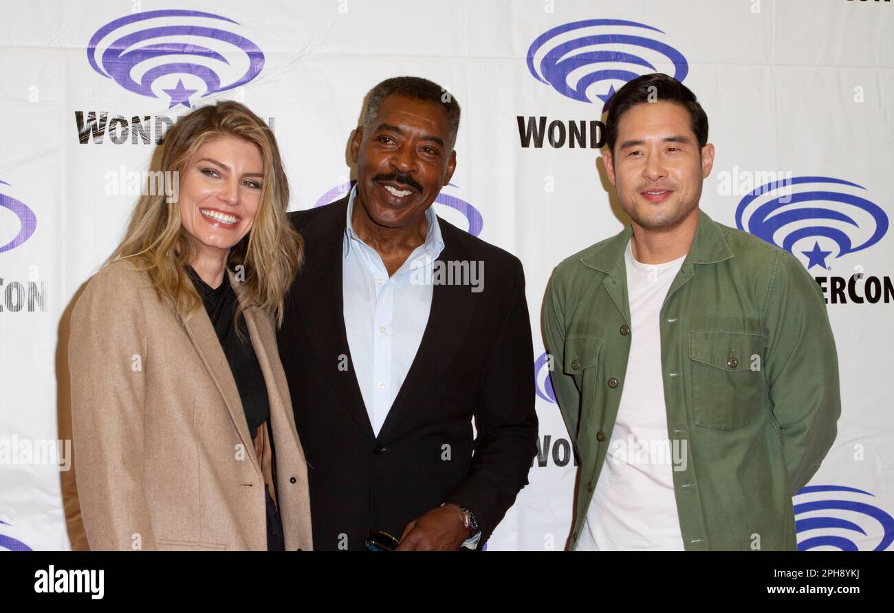 Caitlin Bassett, Ernie Hudson, Raymond Lee in the press room for 'Quantum Leap' during Day 2 of the 2023 WonderCon convention at the Anaheim Conventio Stock Photo
