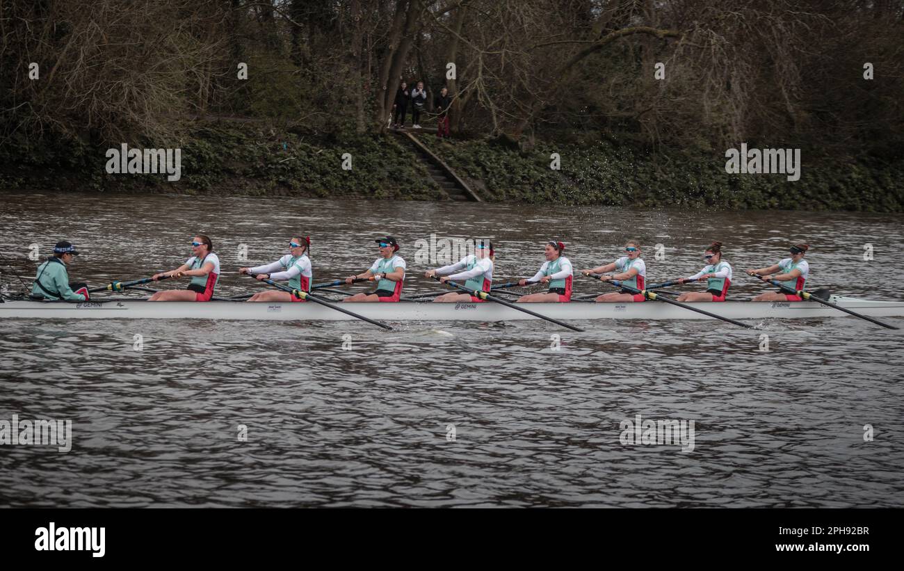 The Cambridge women's team lead on the water at the Oxford v Cambridge