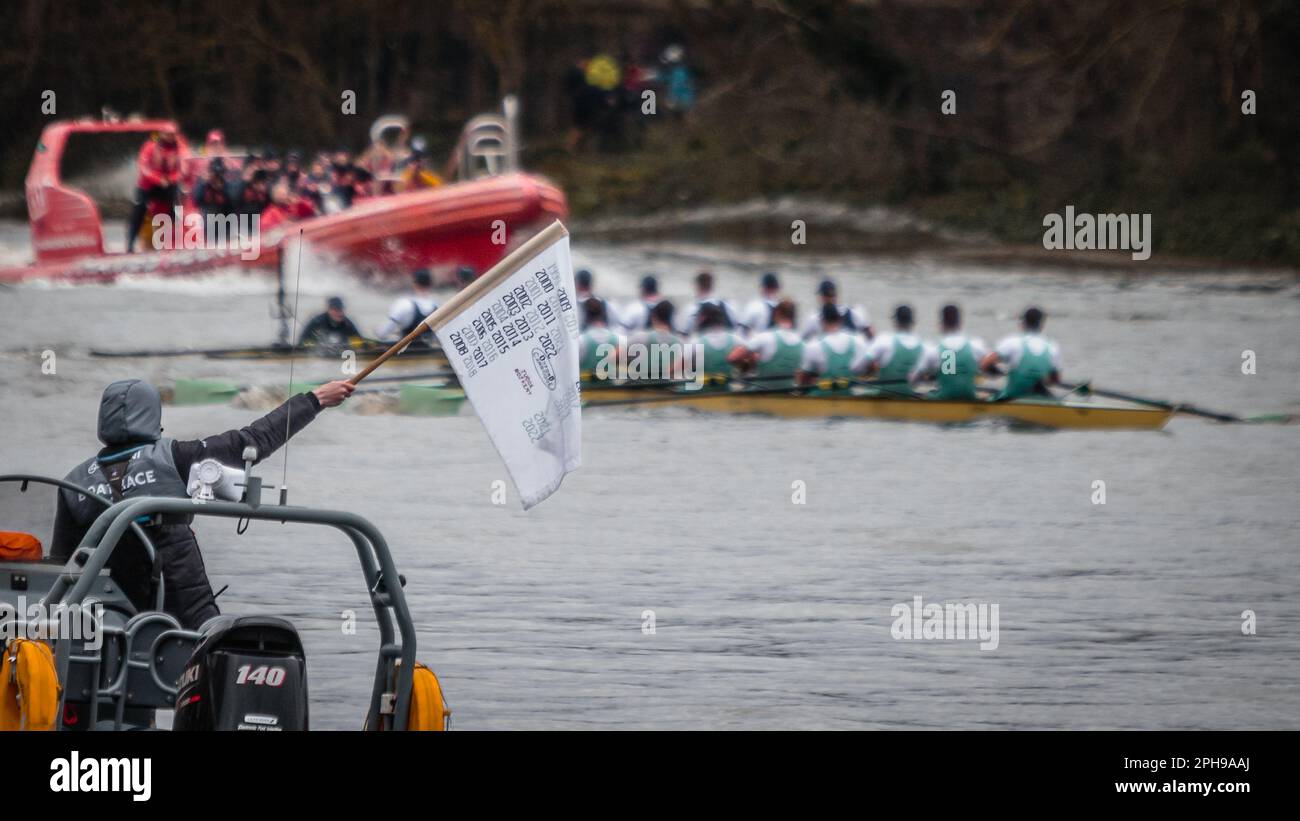 The flag showing the finish line for the men's Oxford v Cambridge Boat