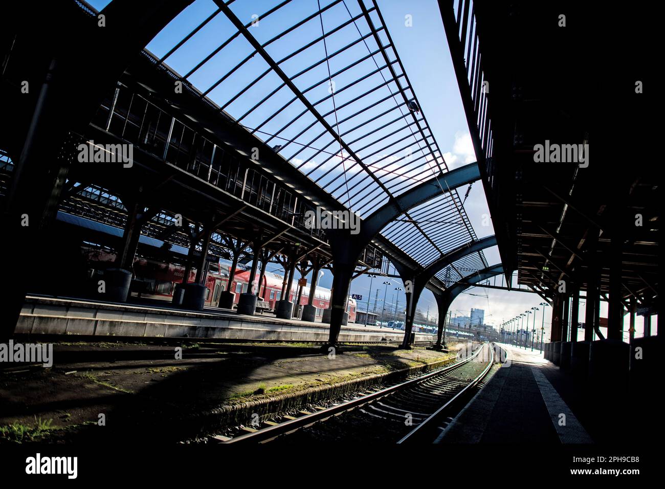 Oldenburg, Germany. 27th Mar, 2023. The platforms at the main train